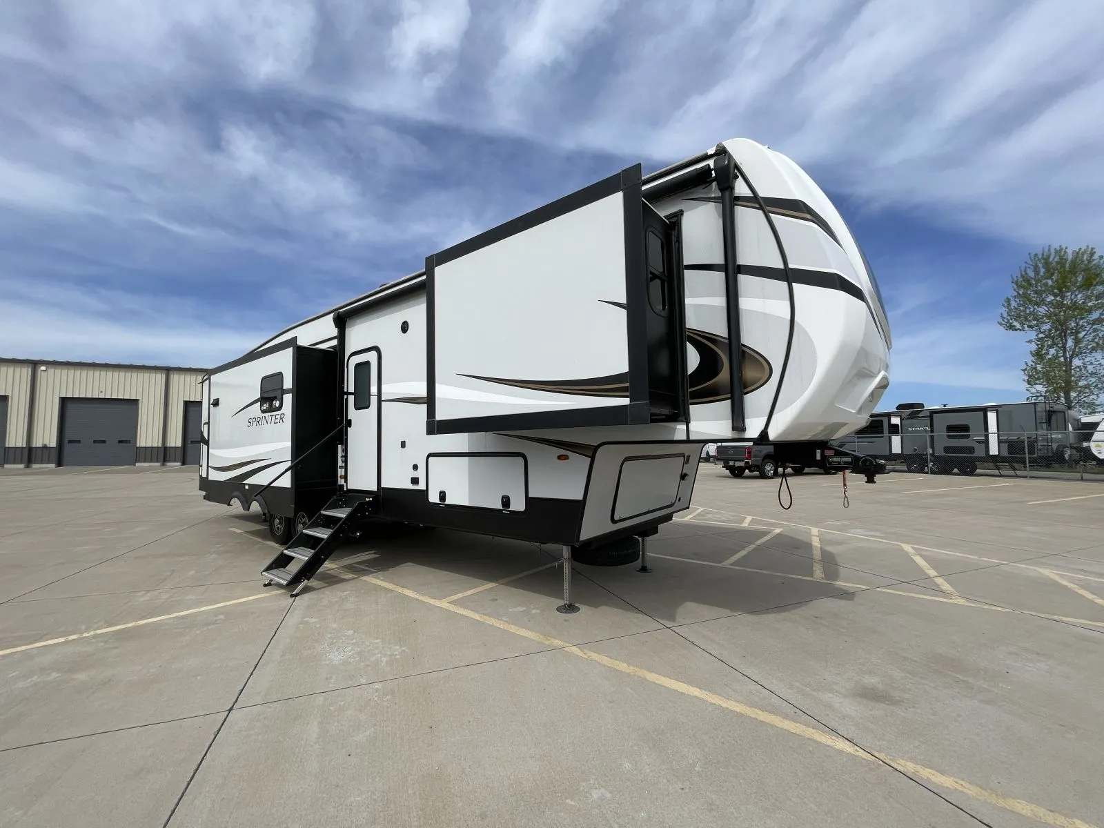 2021 Keystone Sprinter Limited 3620LBH - Photo 2