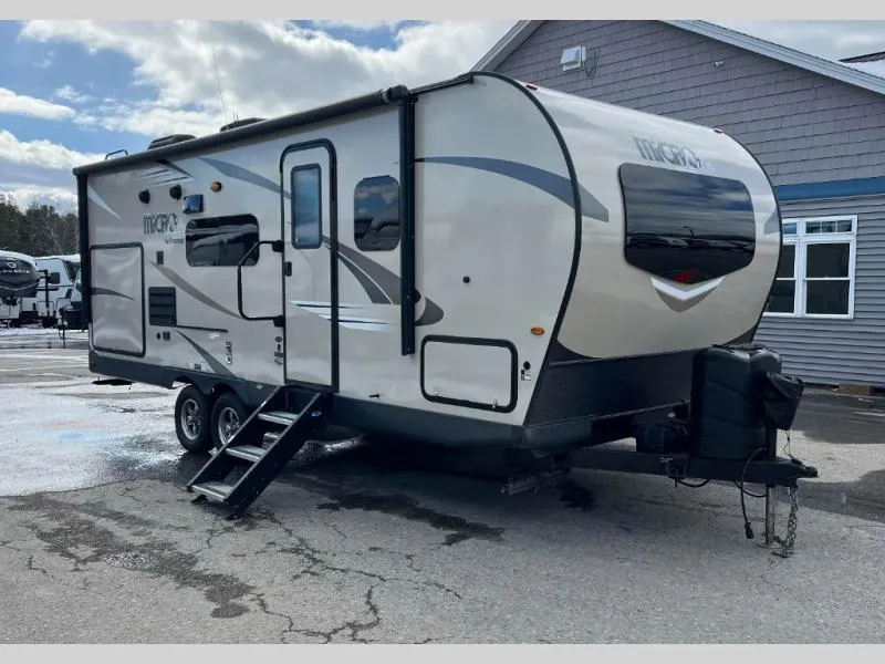 2019 Forest River Flagstaff Micro Lite 25BDS - Photo 2