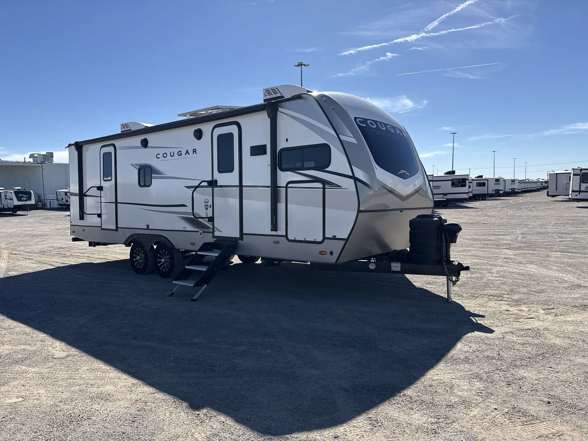 2025 Keystone Cougar Half-Ton 25FKDWE - Photo 2