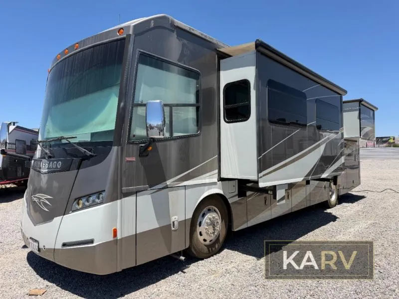 2014 Winnebago Journey 36M - Photo 3