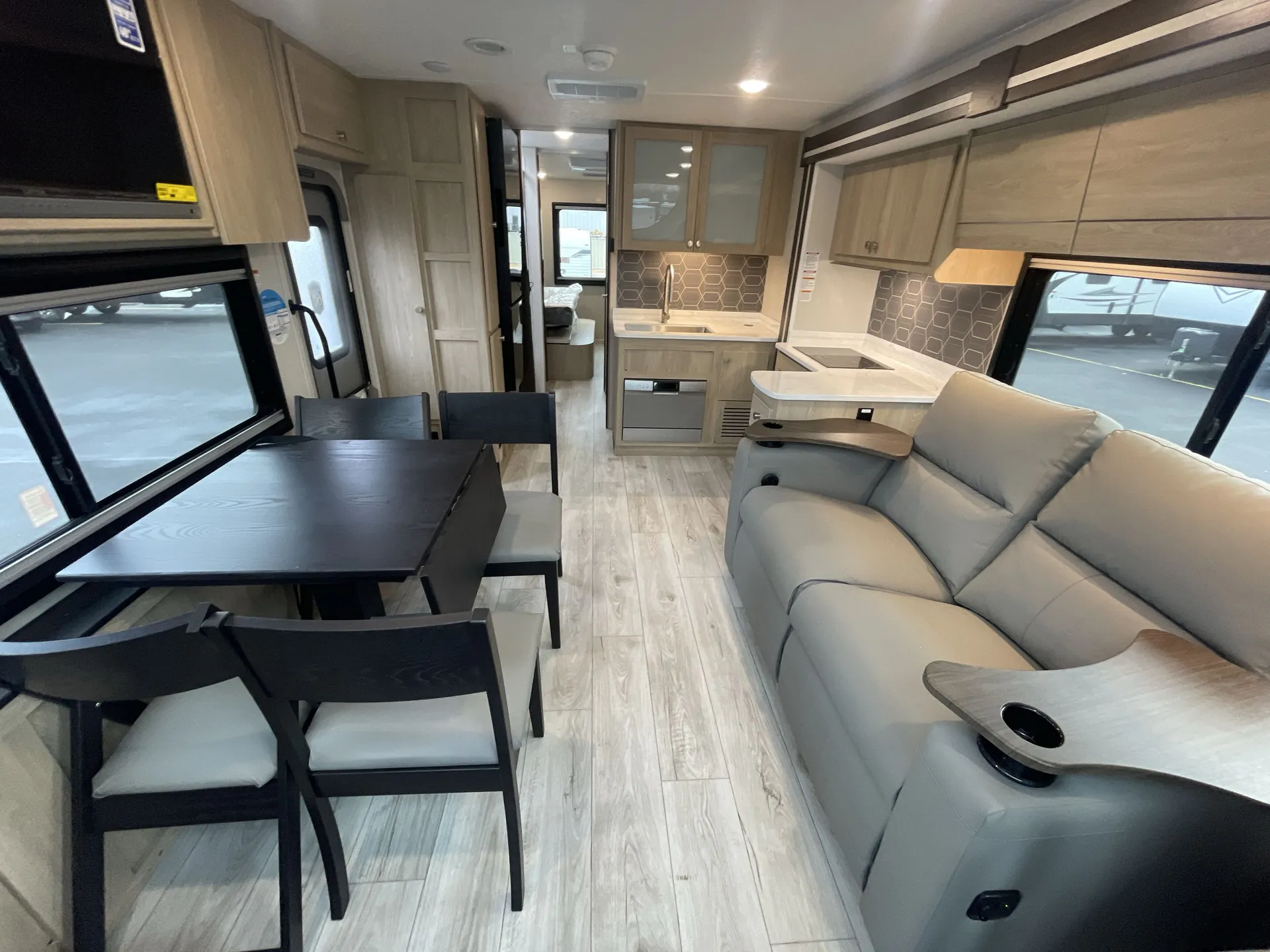 2025 Coachmen Concord 321DS — living area main