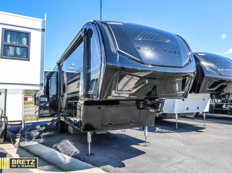 2026 Brinkley Model Z New    3200 - Main photo