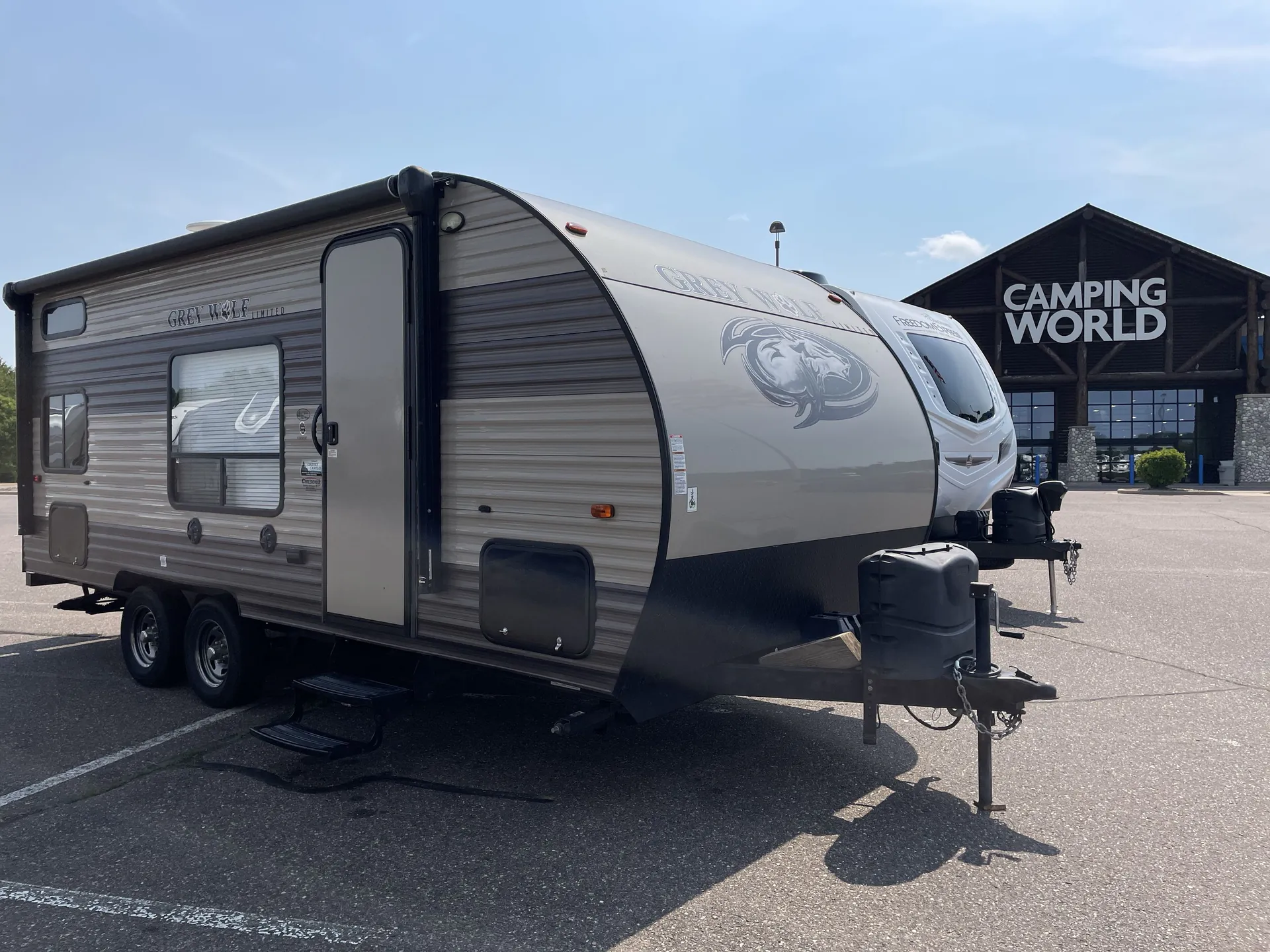 2017 Forest River Cherokee Grey Wolf 17BHSE - Photo 2