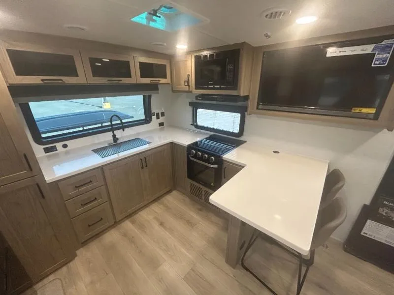 2027 Forest River Rockwood Mini Lite 2523MBR - Photo 4