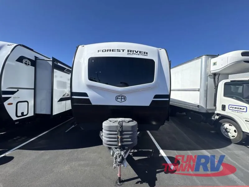 2025 Forest River Grand Surveyor 275FKBS - Photo 3
