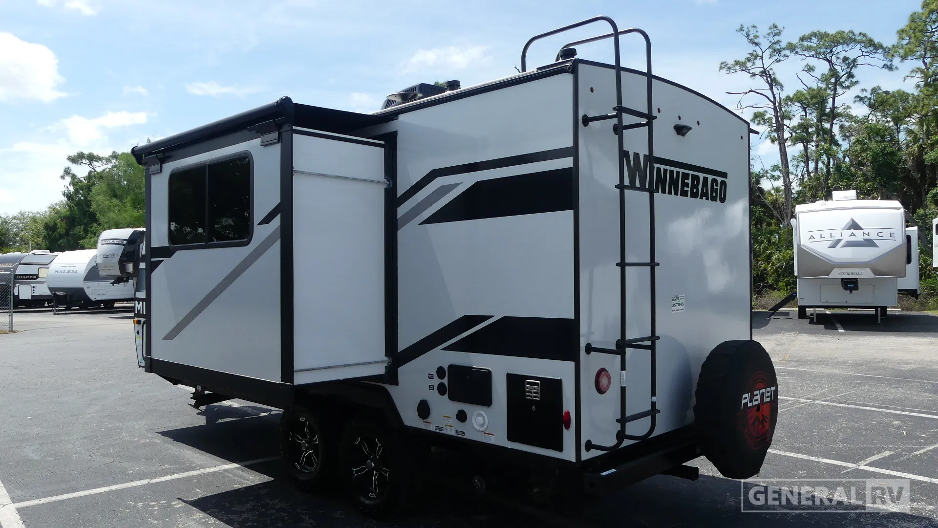 2024 Winnebago Micro Minnie 2108FBS - Photo 4