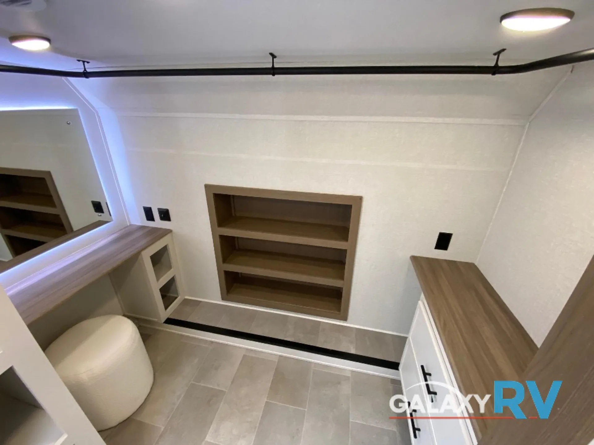 2026 Forest River Impression 360MYR — Photo 5