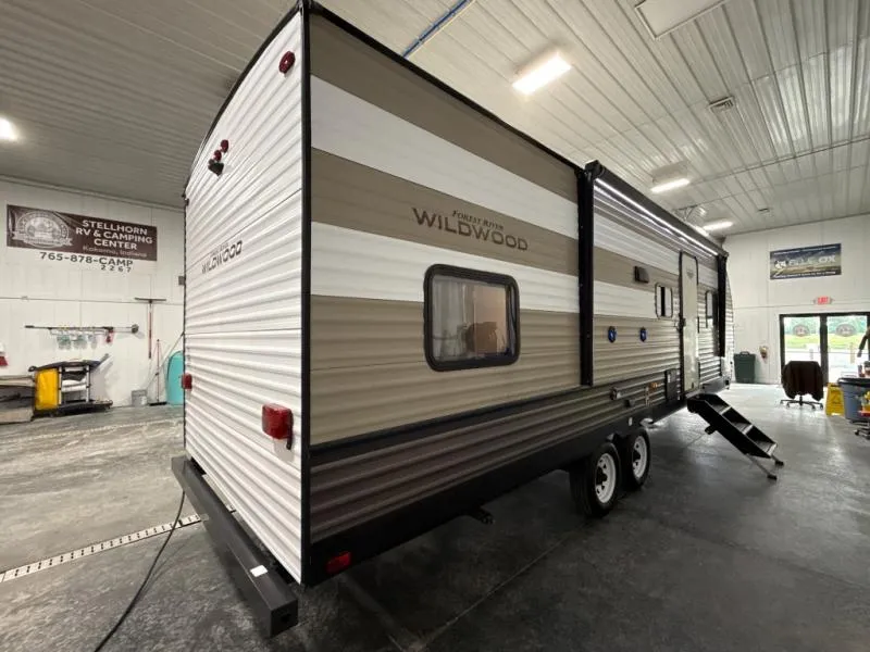 2019 Forest River RV Wildwood 26DBLE - Photo 3
