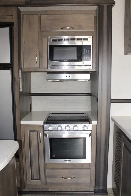 2019 Dutchmen Voltage Triton 3551 - Photo 4