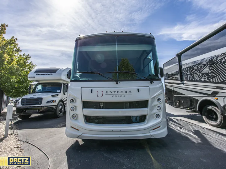 2025 Entegra Coach Entegra 27ASE - Photo 2