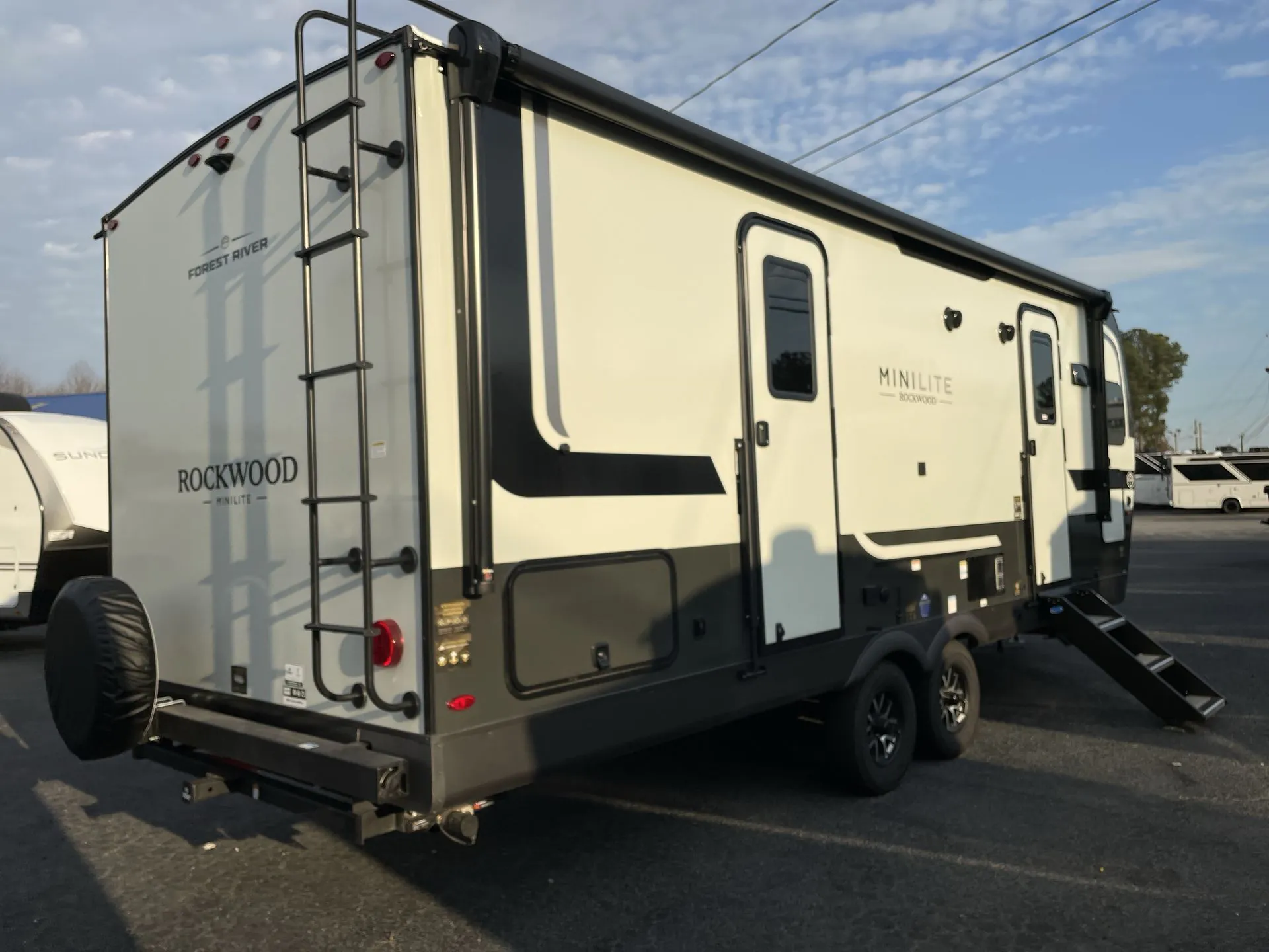 2026 Forest River Rockwood Mini Lite 2506FK — Photo 6