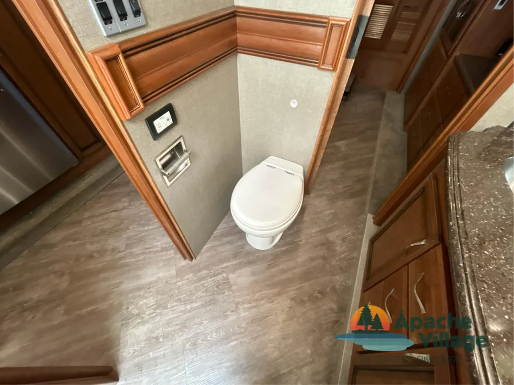 2017 Fleetwood Pace Arrow LXE 38F, Photos photo 36