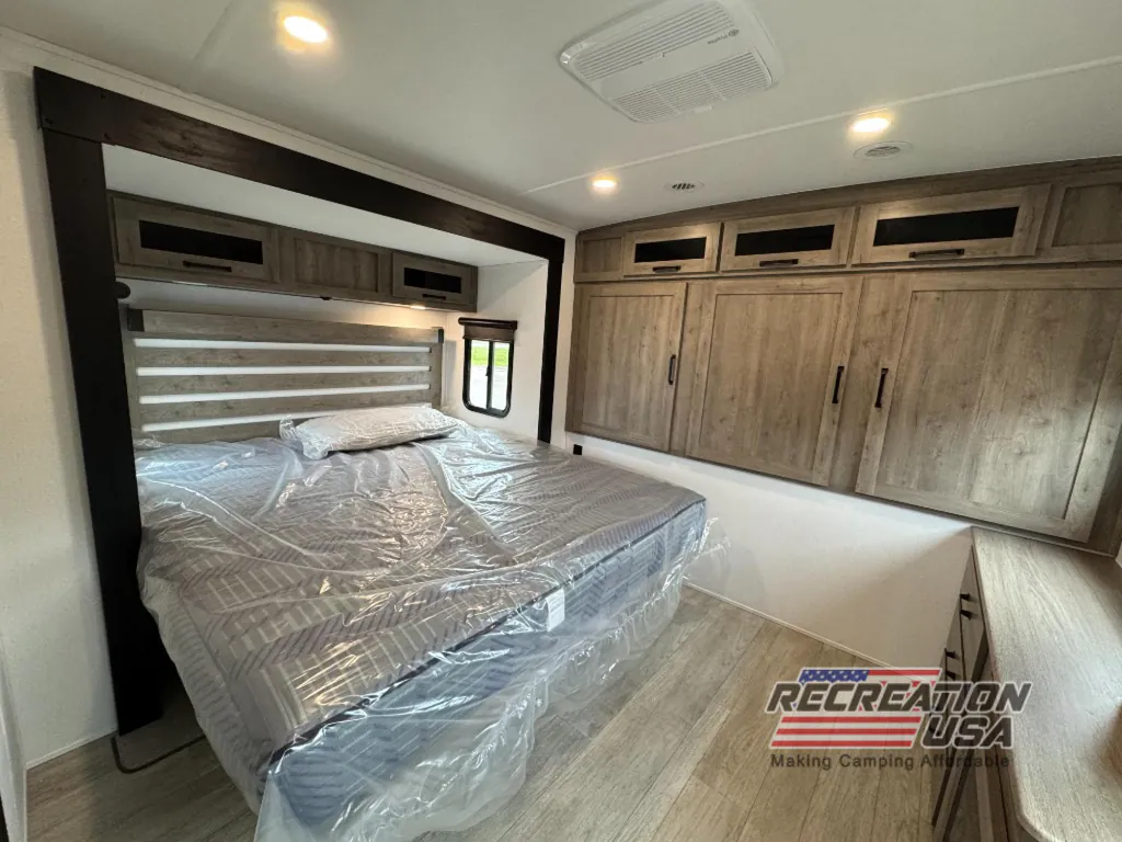 2026 Forest River Solaire 3060RKTS, Photos photo 21