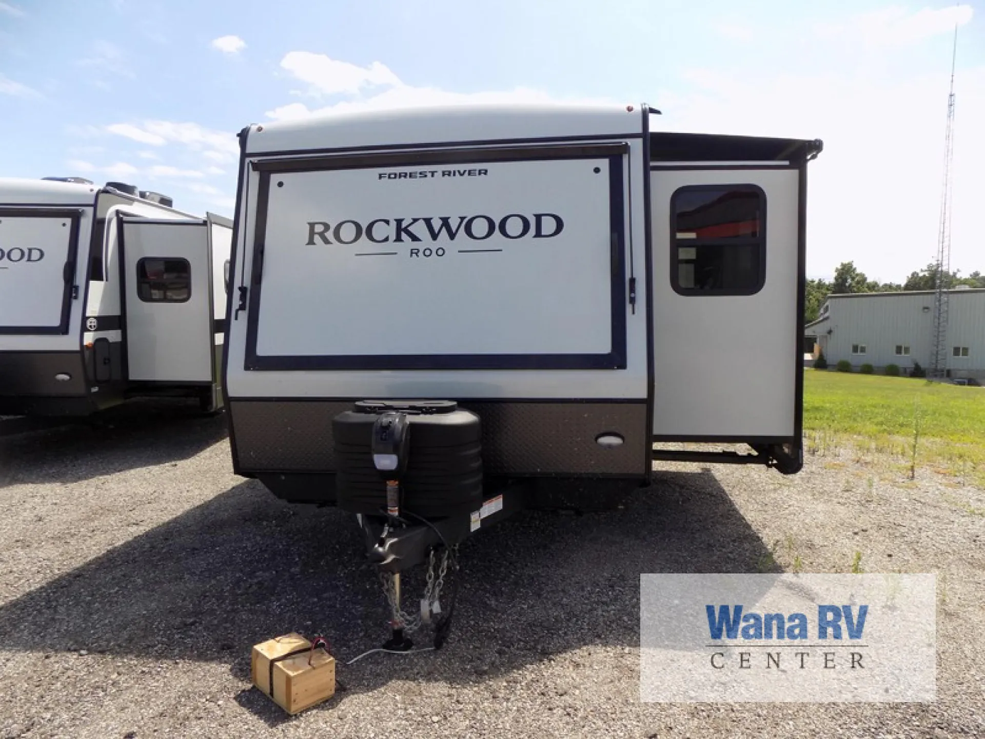 2027 Forest River Rockwood Roo 233S - Photo 4