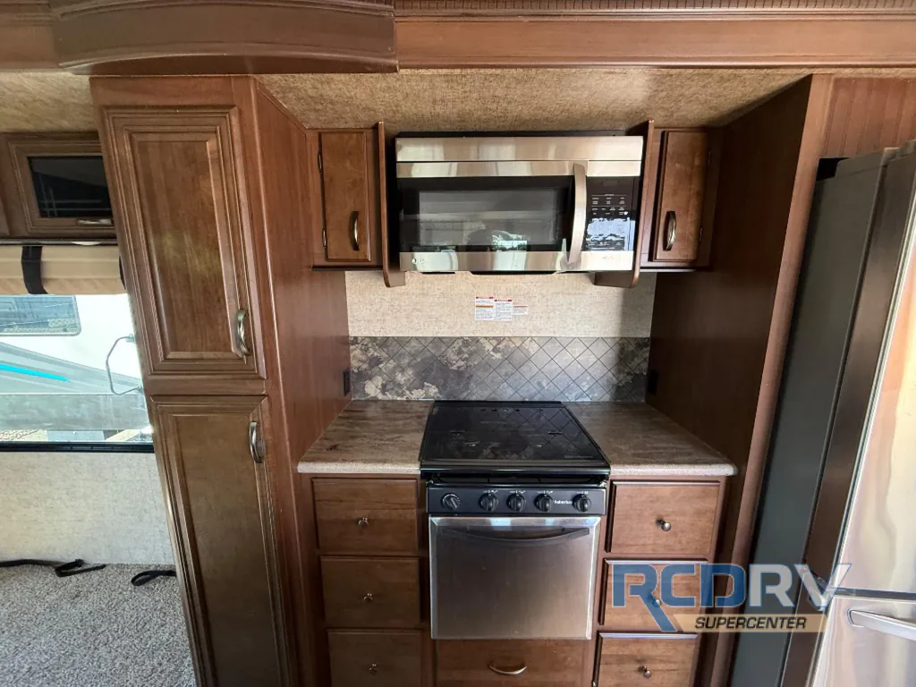 2016 Forest River Sandpiper 35ROK, Photos photo 14