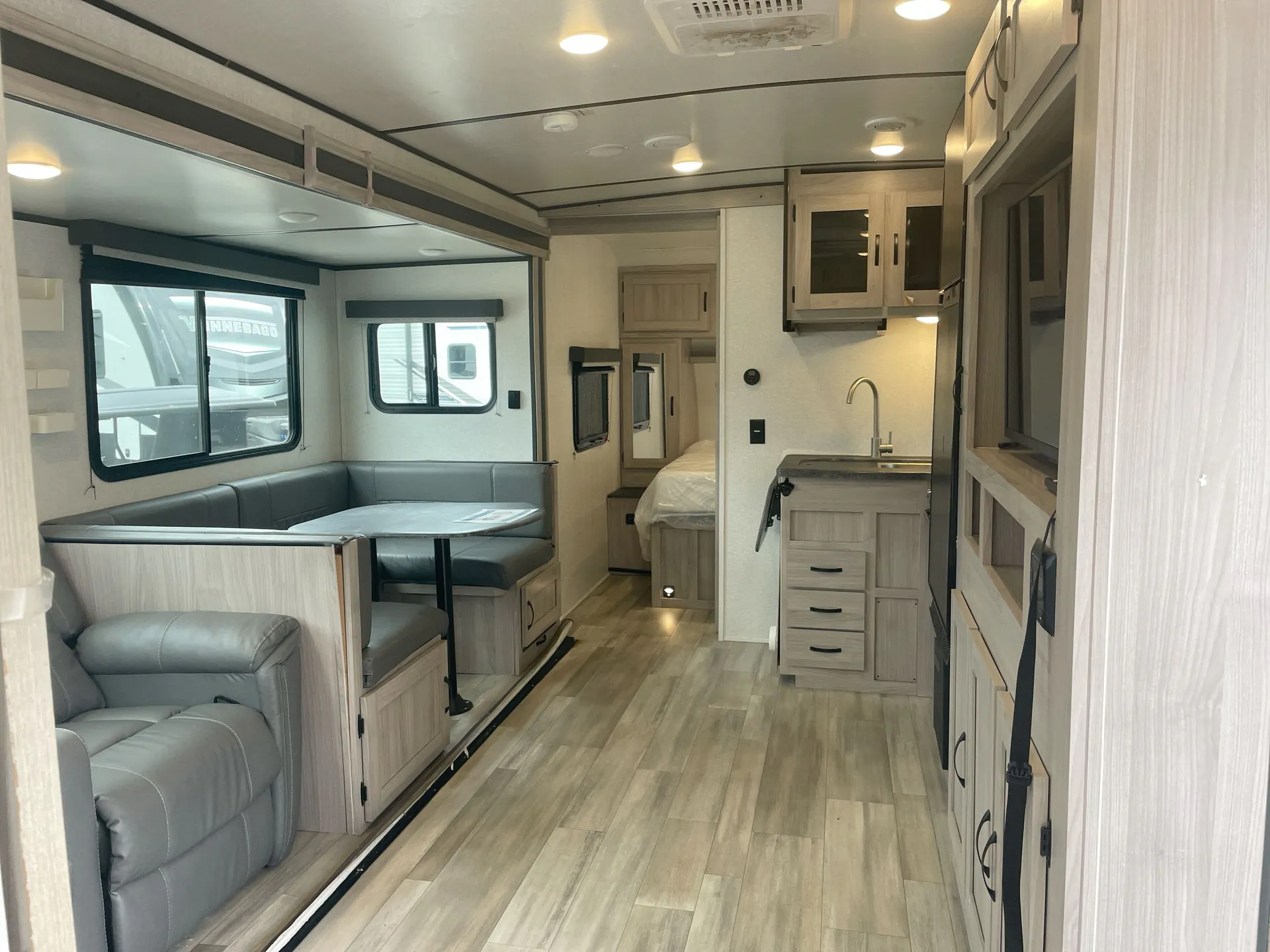 2023 Coachmen Northern Spirit 2557RB — living area main