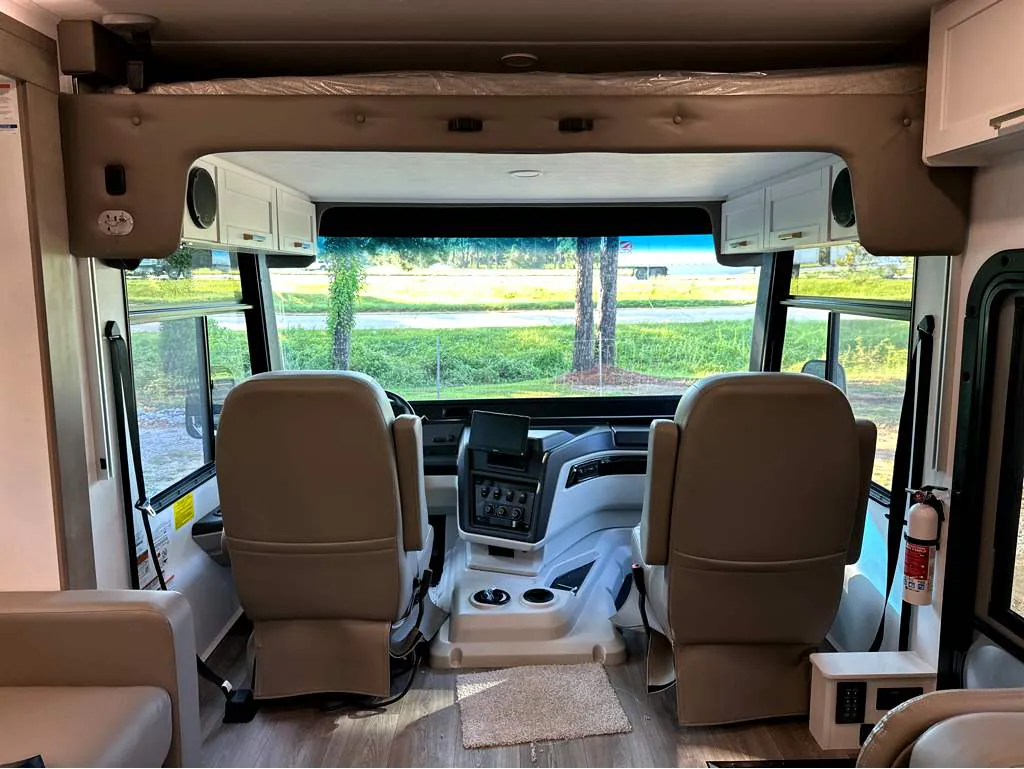 2027 Entegra Coach Vision XL 36C, Photos photo 24