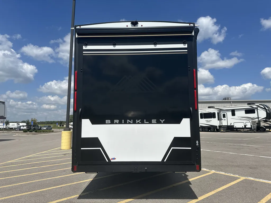 2025 Brinkley Model G 3950, Photos photo 7