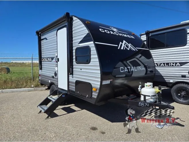 2025 Coachmen Catalina Summit Series 7 134RKX - Photo 2