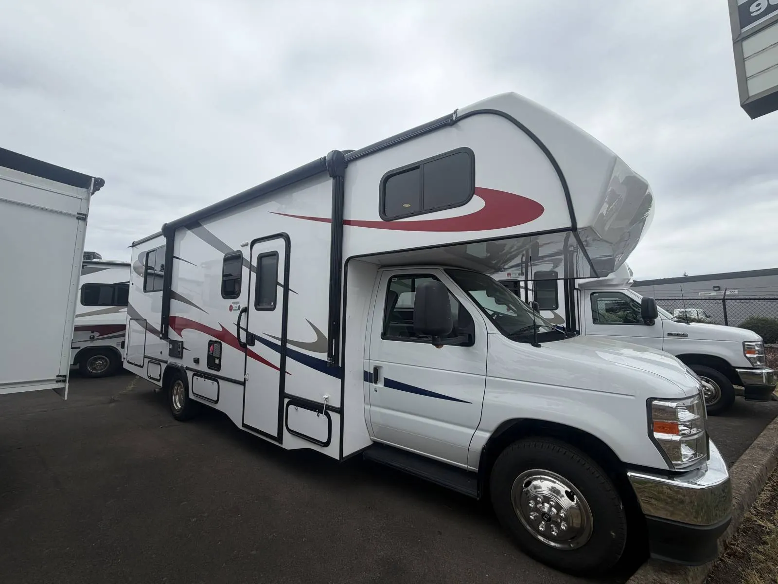 2023 Forest River RV Forester 2651CDW Ford - Photo 2