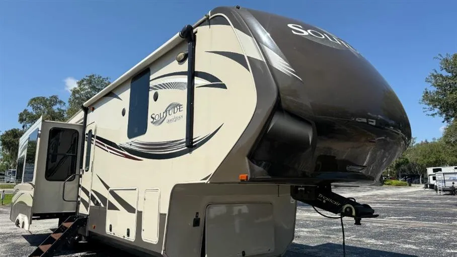 2014 Grand Design Solitude 369RL - Photo 2