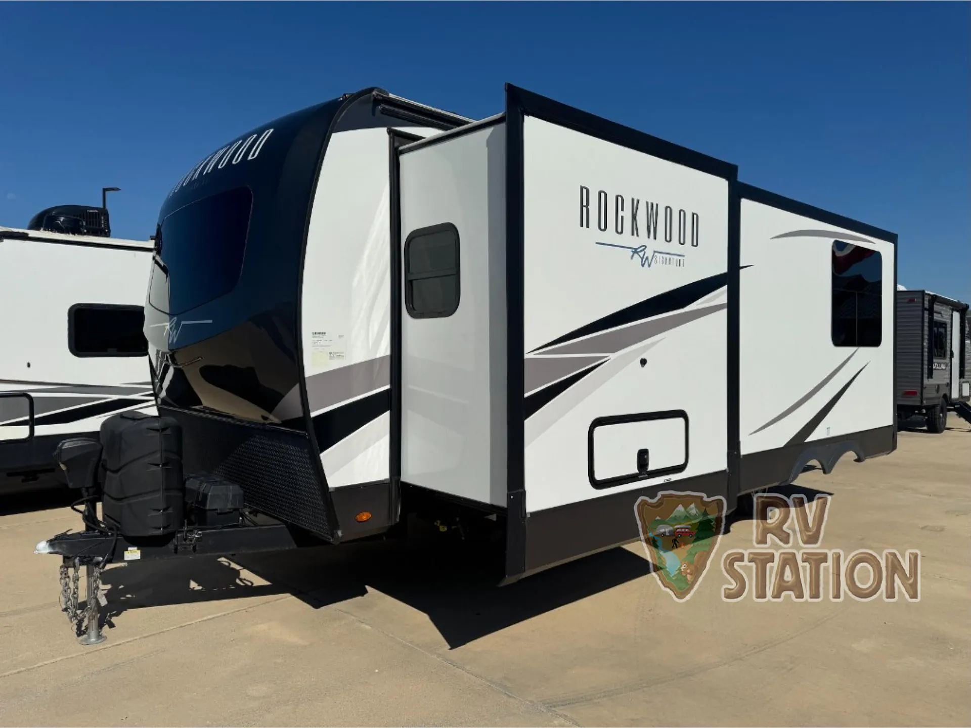 2023 Forest River Rockwood Signature 8262RBS — Photo 6