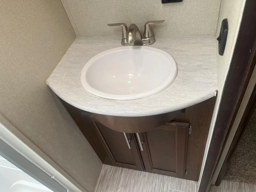 2019 Forest River Wildcat 31BH, Photos photo 27