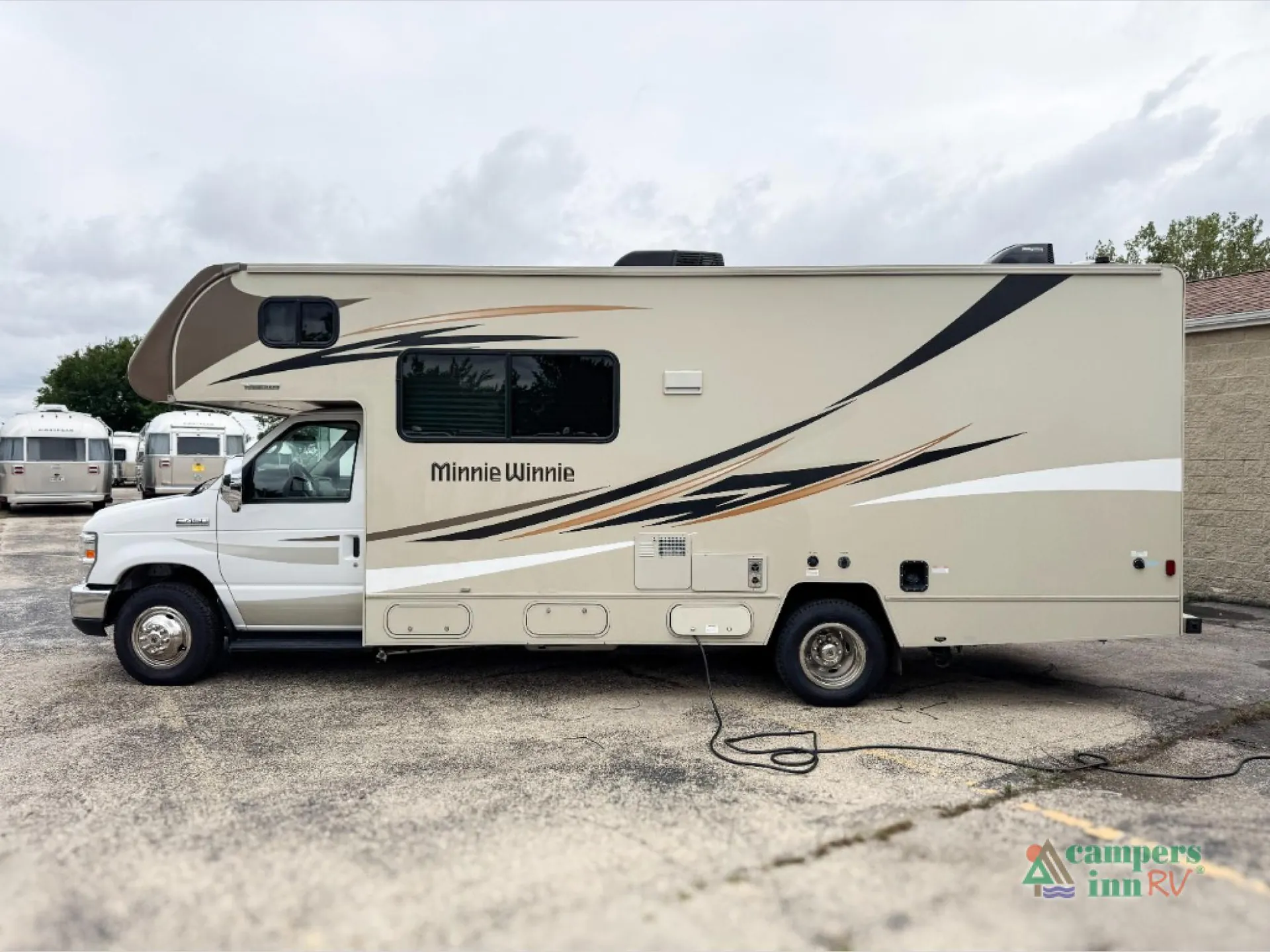 2019 Winnebago Minnie Winnie 25B - Photo 3