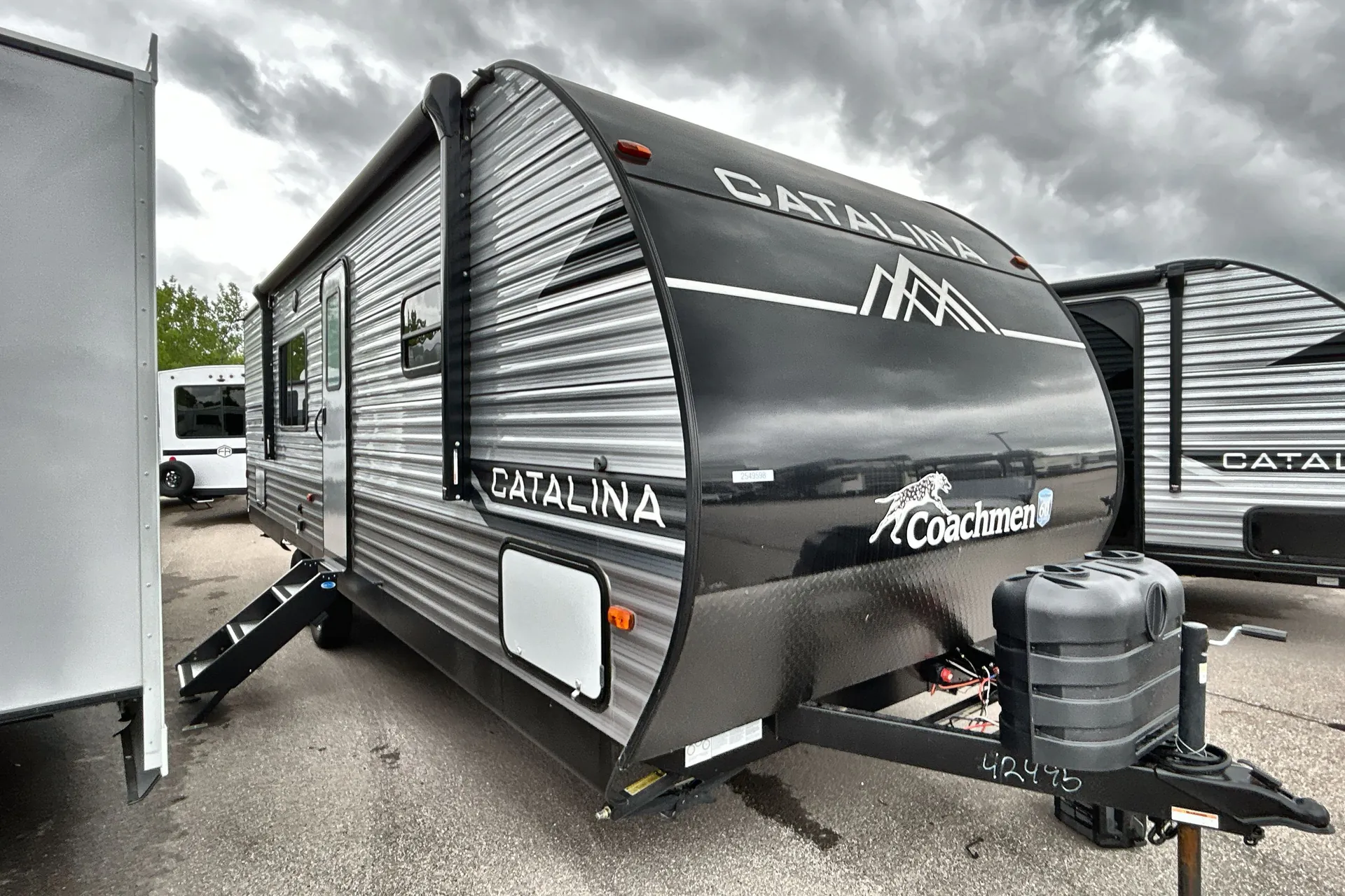2024 Coachmen Catalina Summit Series 8 261BHS - Photo 2