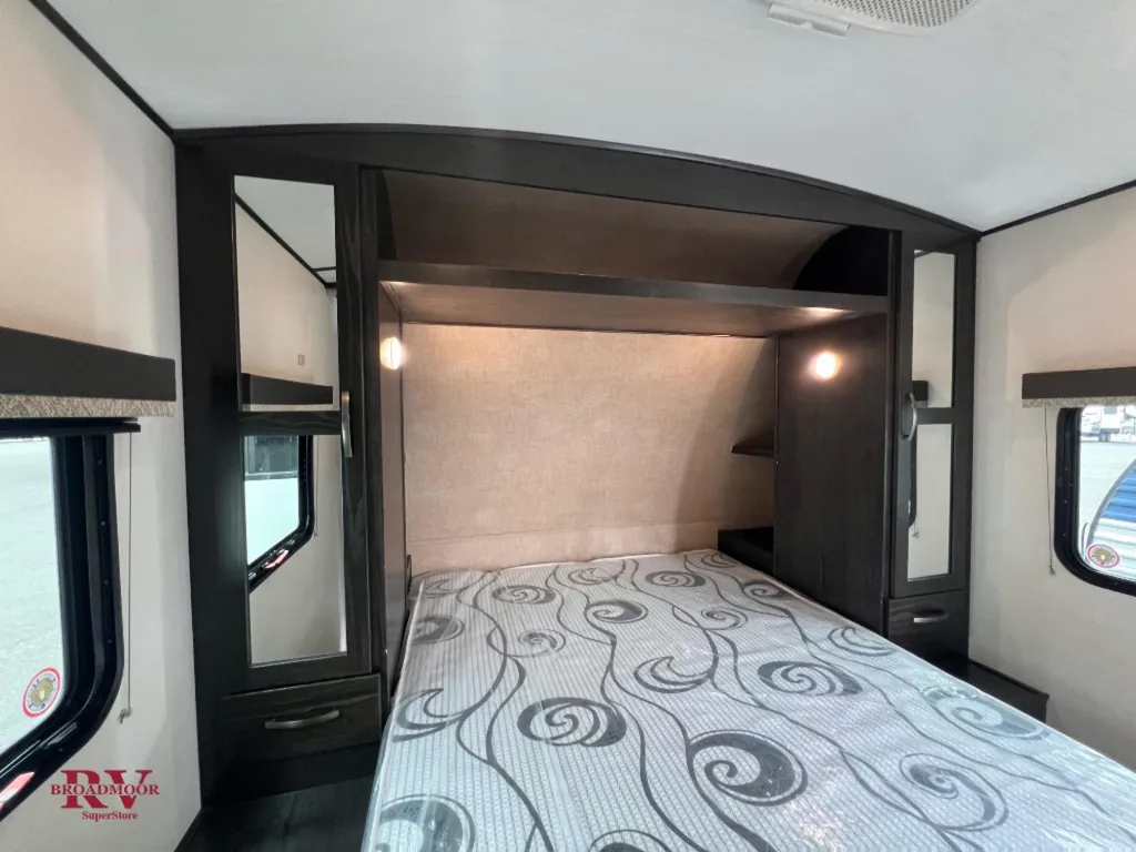 2019 Forest River Surveyor 295QBLE, Photos photo 15