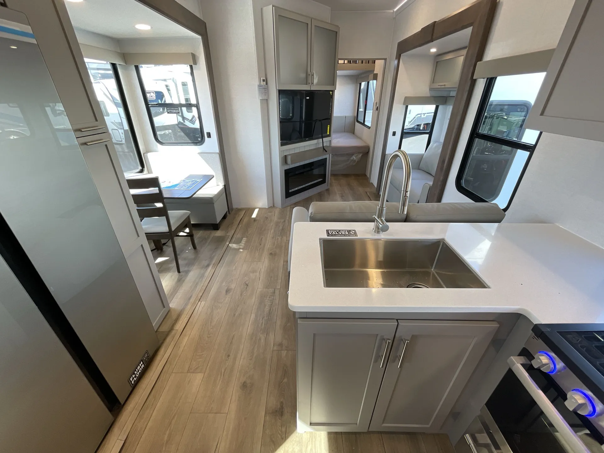2026 Alliance RV Avenue 38DBL — living area main