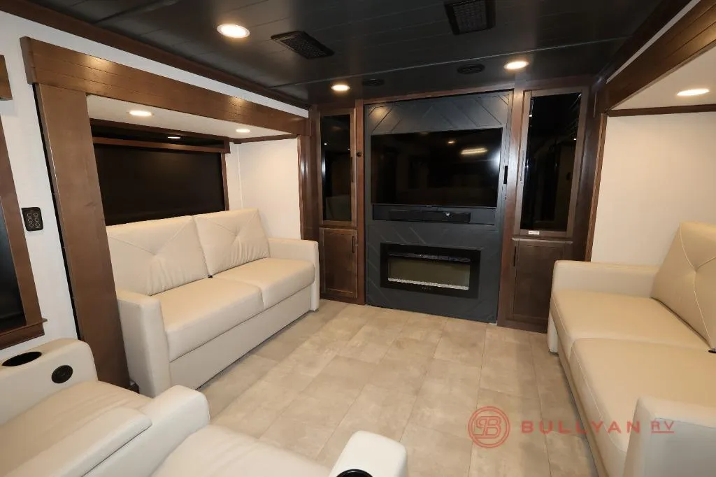 2025 Forest River RiverStone 425FO - Photo 4