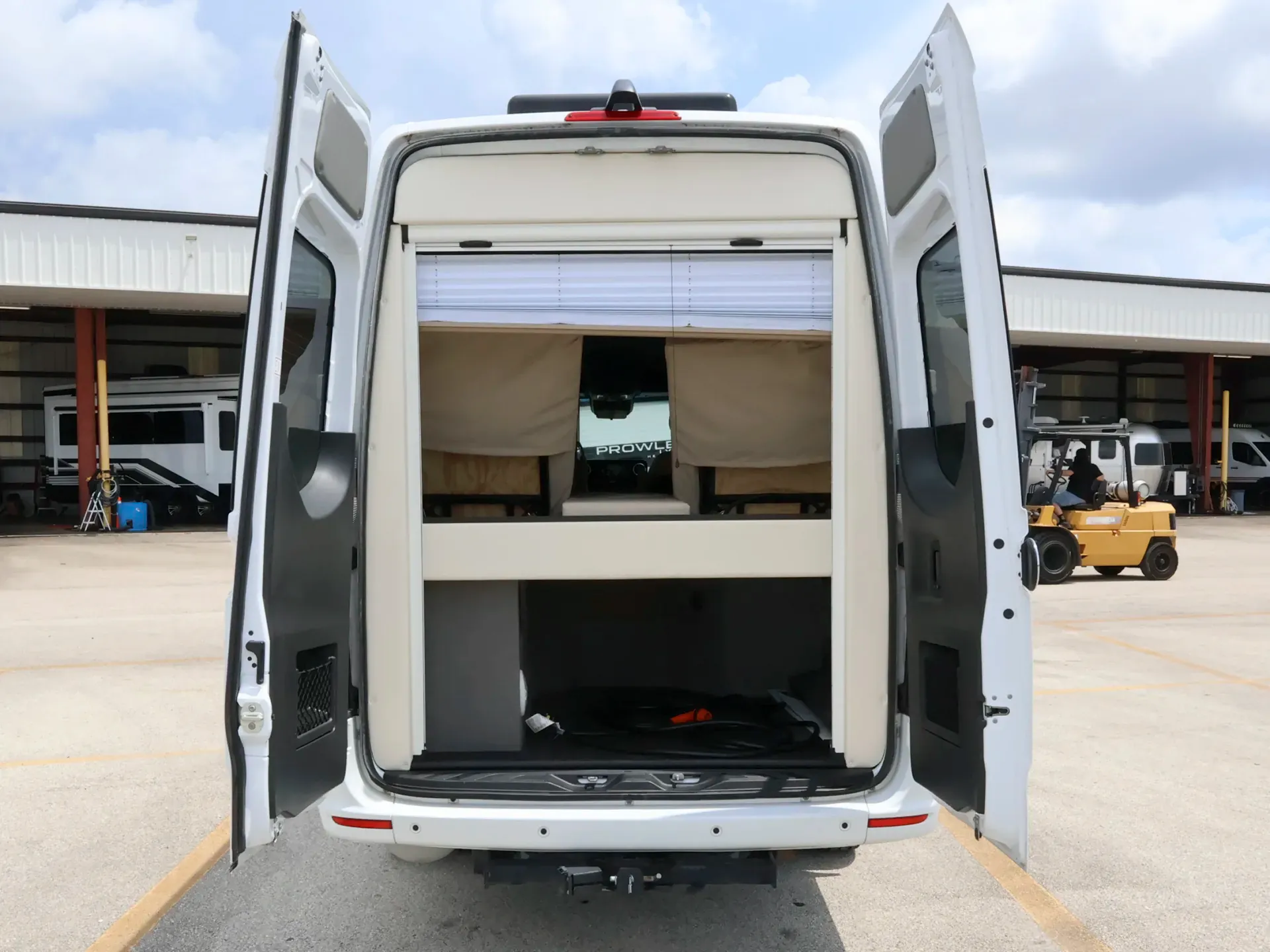 2020 Coachmen Galleria 24A - Photo 3