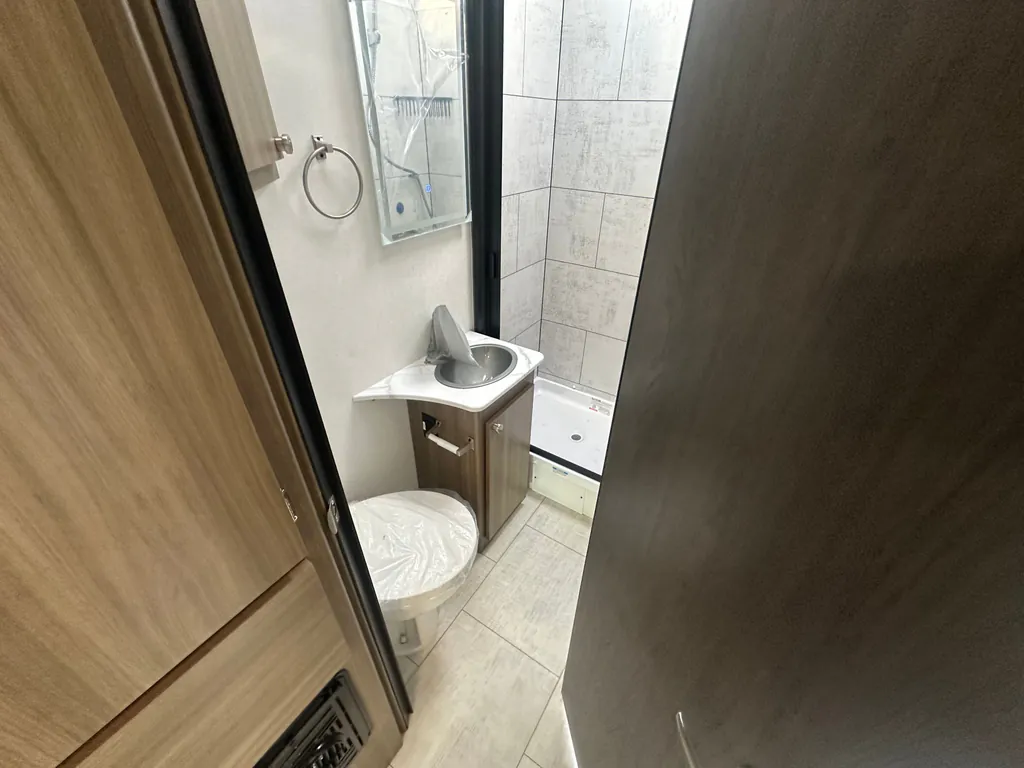 2026 Coachmen Freelander 22XG, Photos photo 53