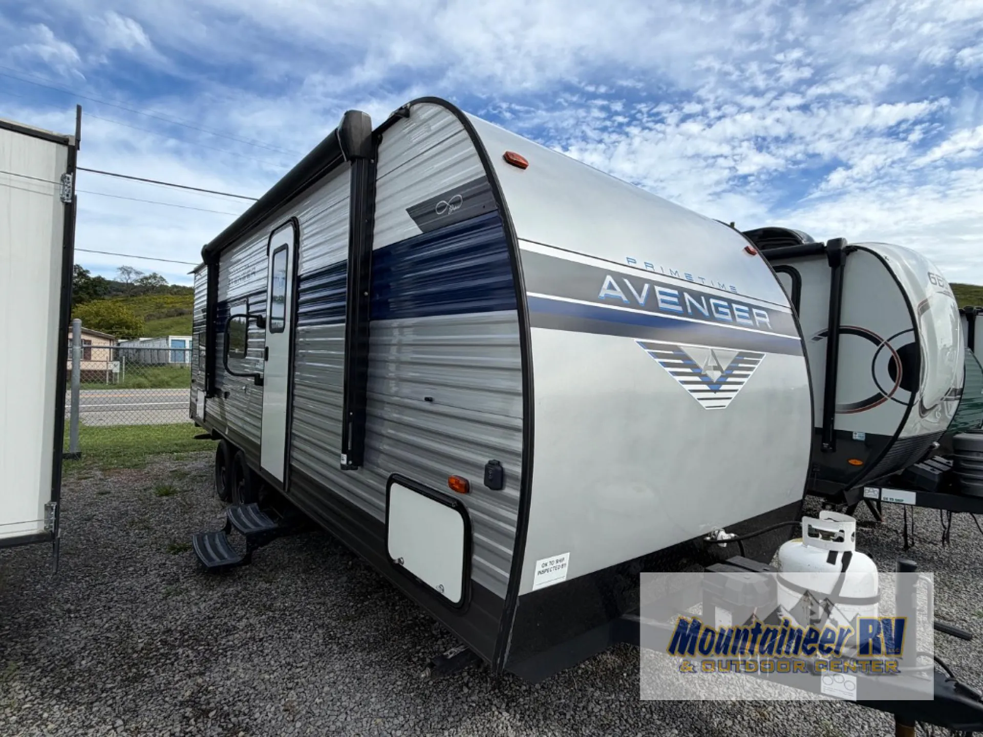 2023 Prime Time Avenger 22BH - Photo 2