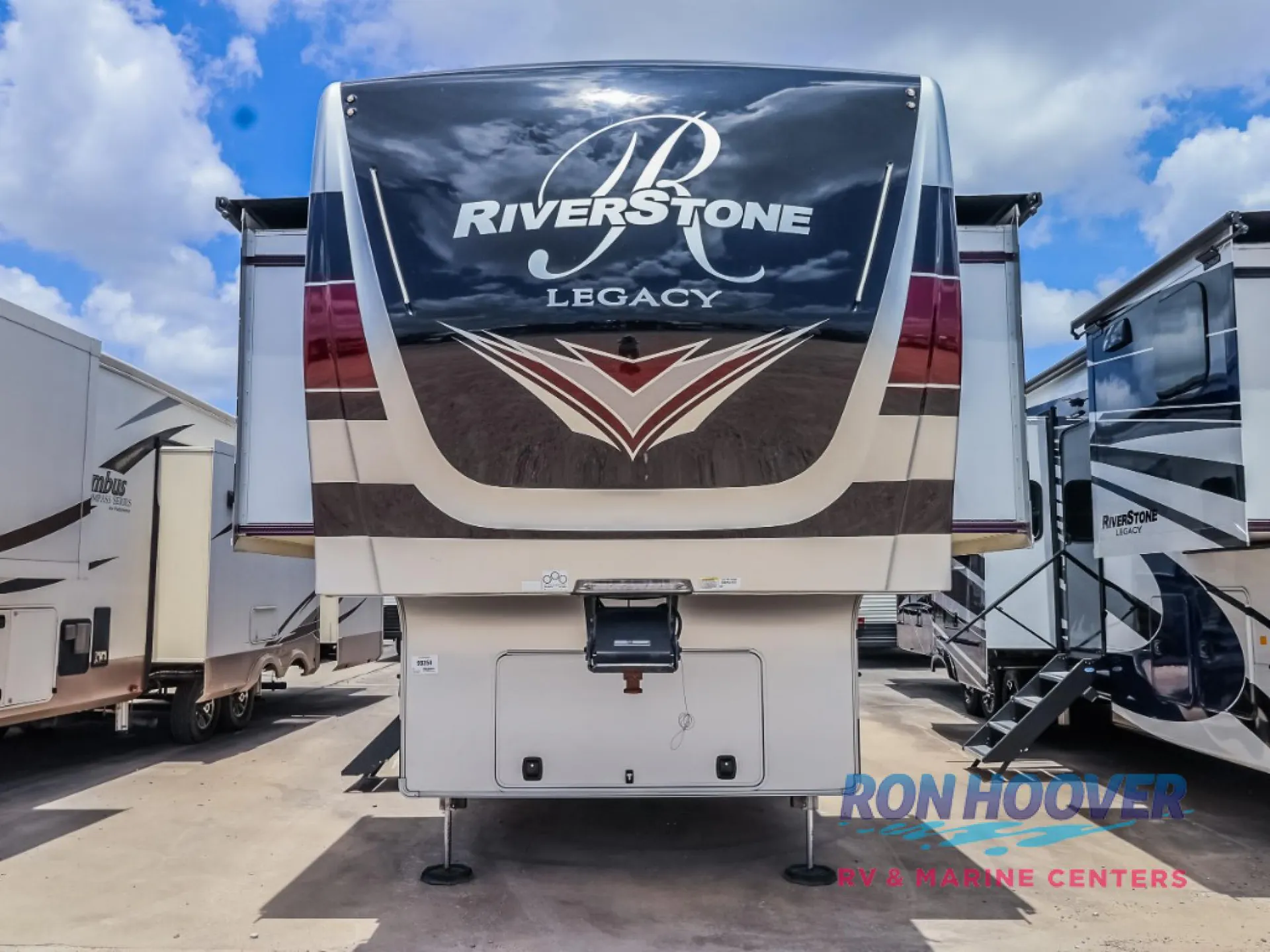 2024 Forest River RiverStone 421FK - Photo 4