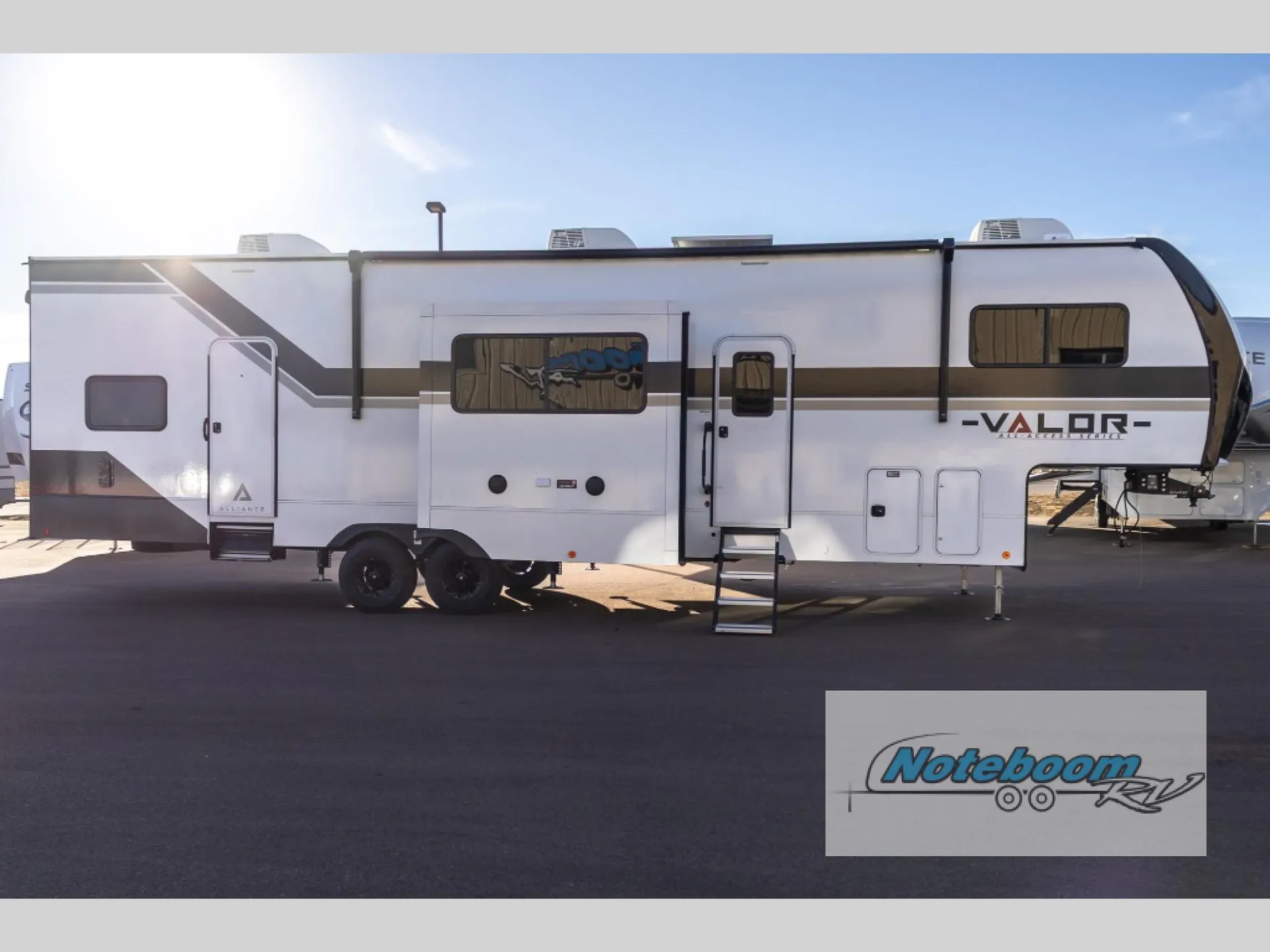 2026 Alliance RV Valor 35A14 - Photo 2