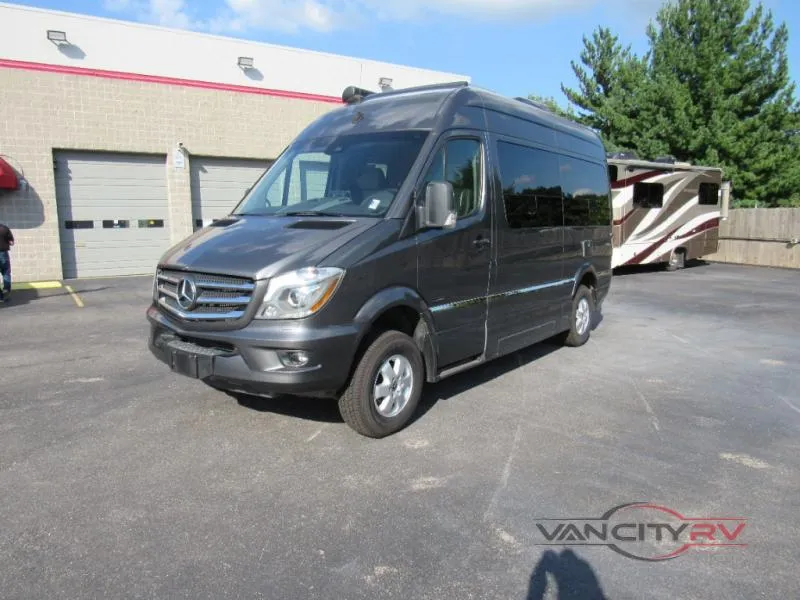 2019 EHGNA Roadtrek SS Agile - Main photo