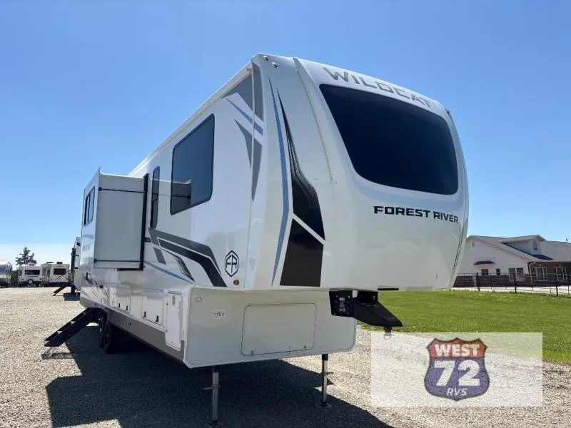 2026 Forest River Wildcat 37GALLEY - Photo 2