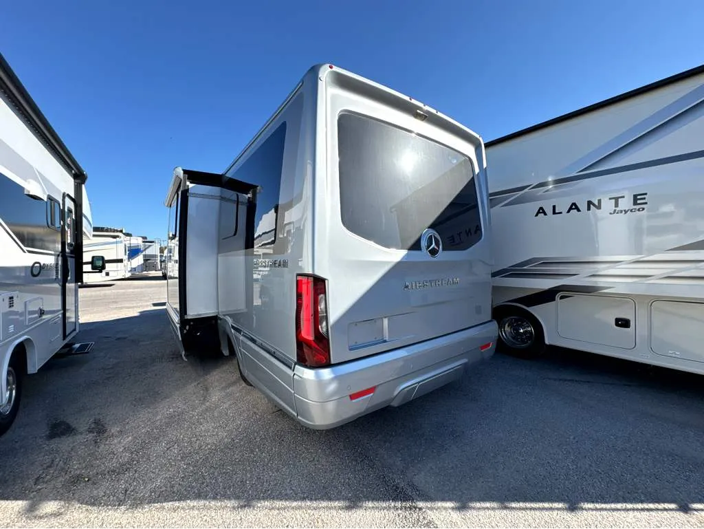 2026 Airstream Atlas Atlas - Photo 3
