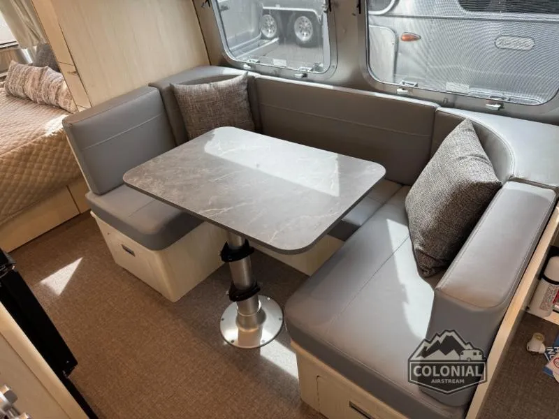 2026 Airstream Flying Cloud 23FB - Photo 4