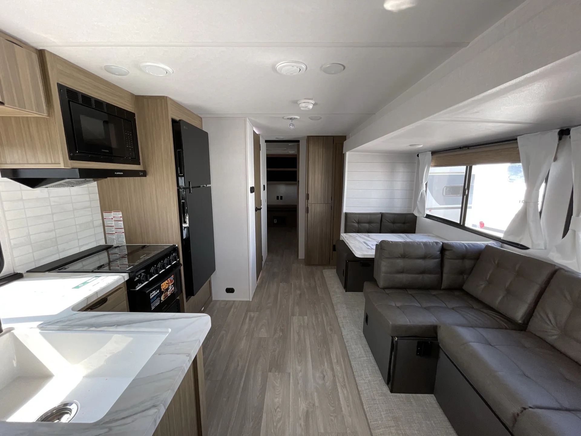 2027 Forest River Wildwood 31KQBTS — living area main
