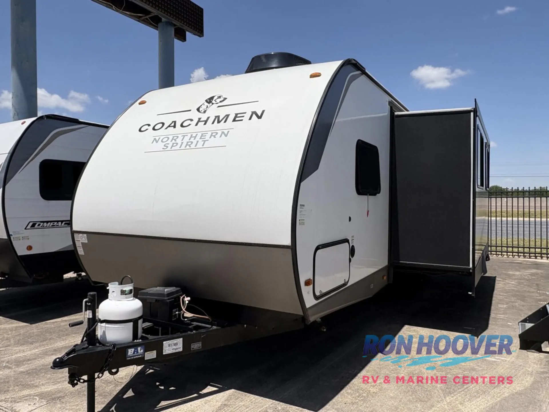 2025 Coachmen Northern Spirit SE 24RB - Photo 3