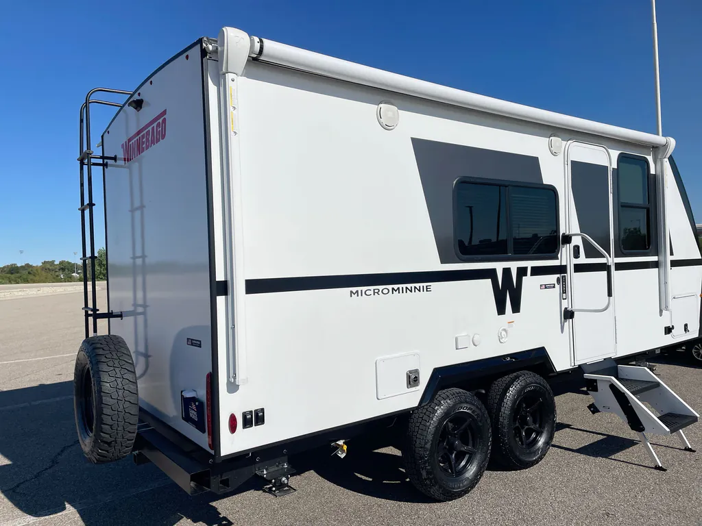 2027 Winnebago Micro Minnie 2108DS, Photos photo 35