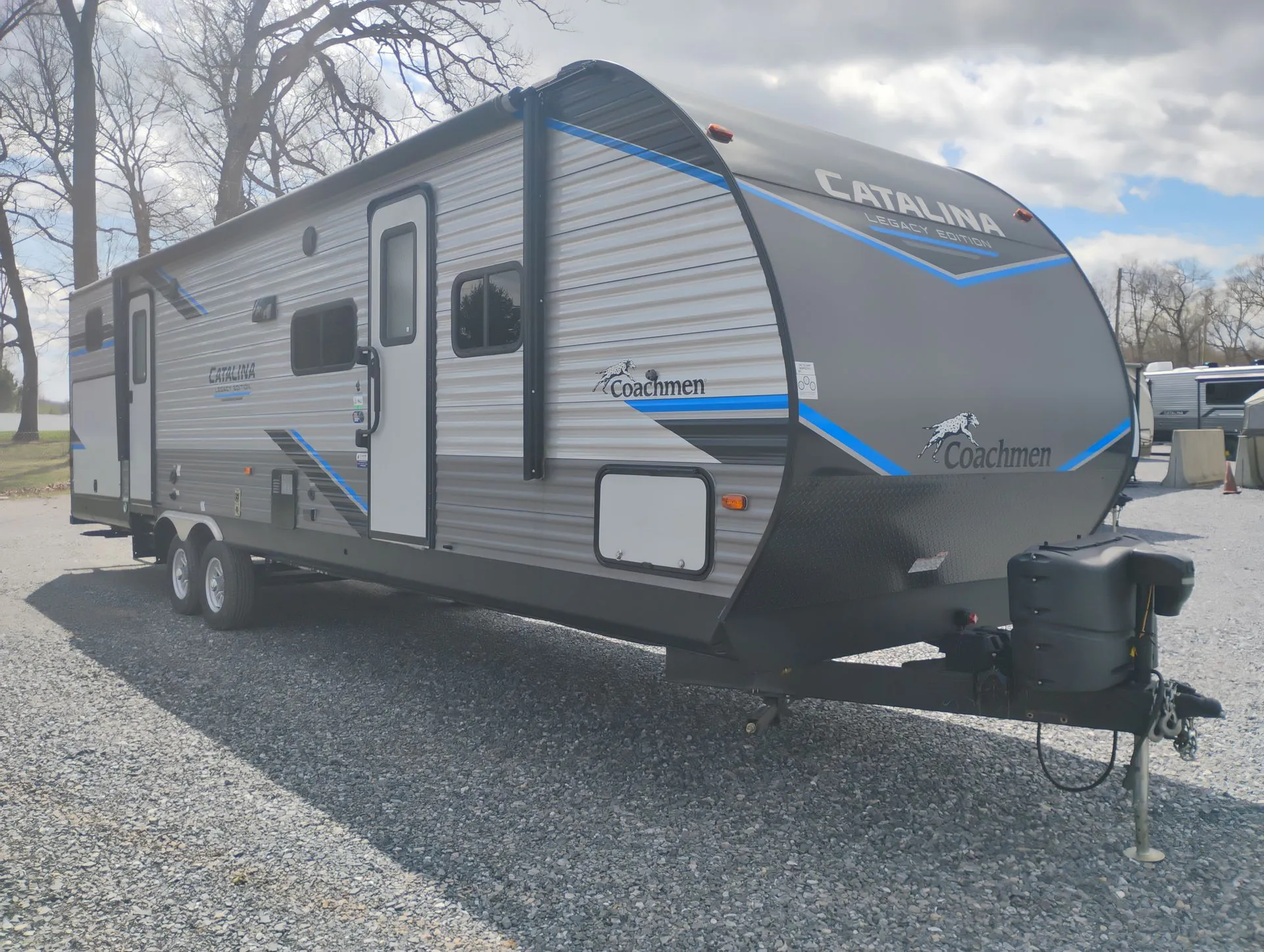 2022 Coachmen Catalina Legacy Edition 323BHDSCK - Photo 3