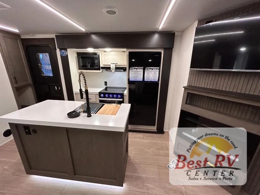 2026 Forest River Cherokee Alpha Wolf 33BH, Photos photo 58