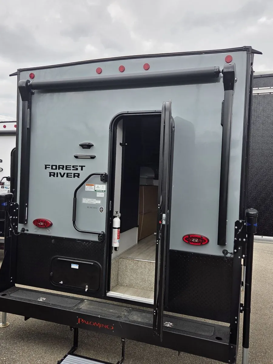 2026 Forest River RV Palomino Real-lite 1912 - Photo 3
