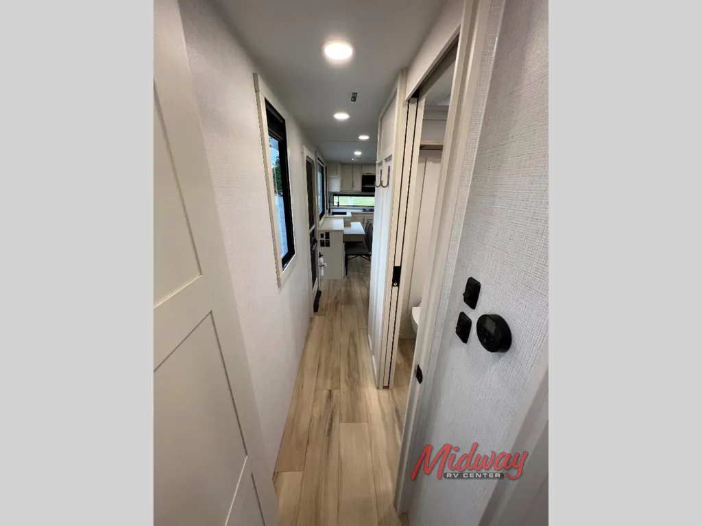 2025 Brinkley Model I 275, Photos photo 58