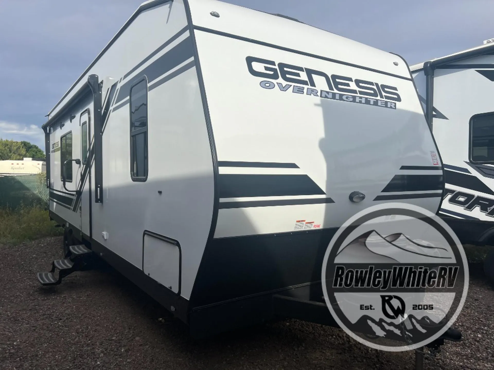 2026 Genesis Supreme Overnighter SS2400 - Photo 2