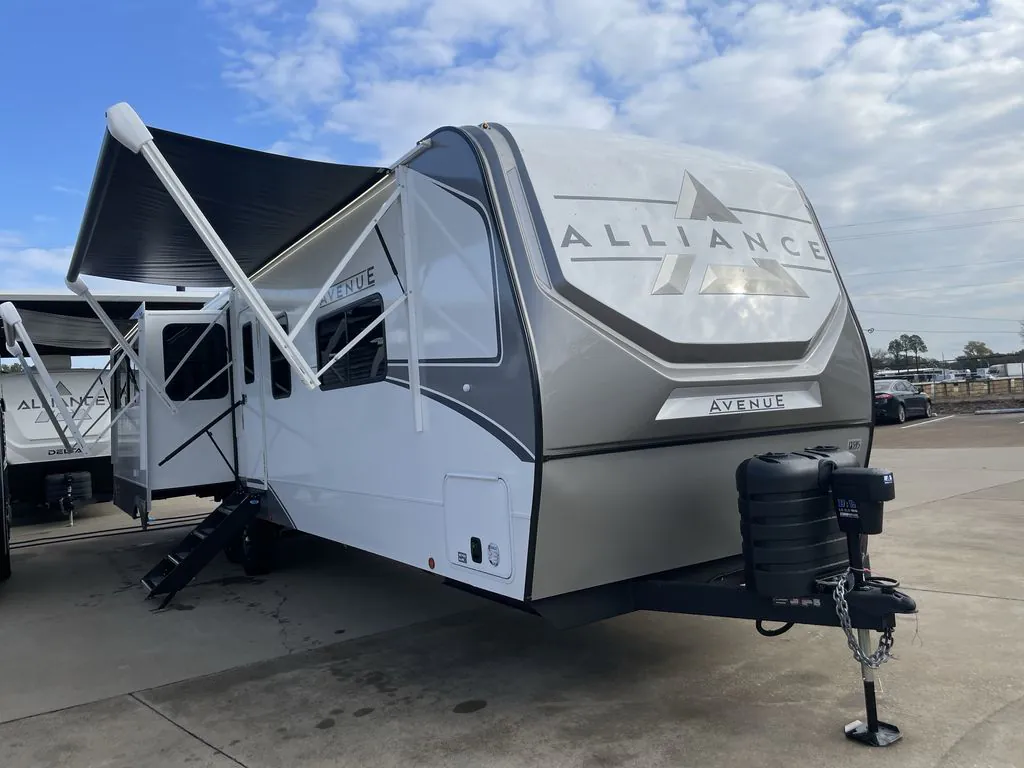 2026 Alliance RV Avenue 332RL - Photo 2